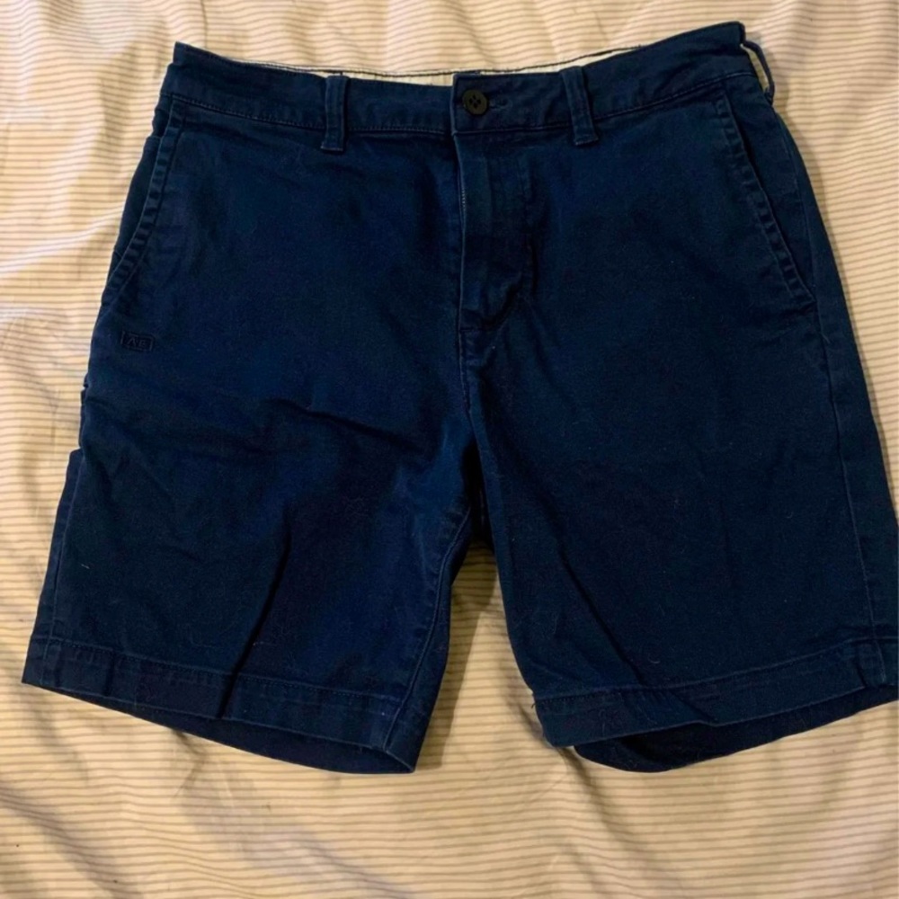 Men’s American Eagle Navy Blue Khaki Shorts